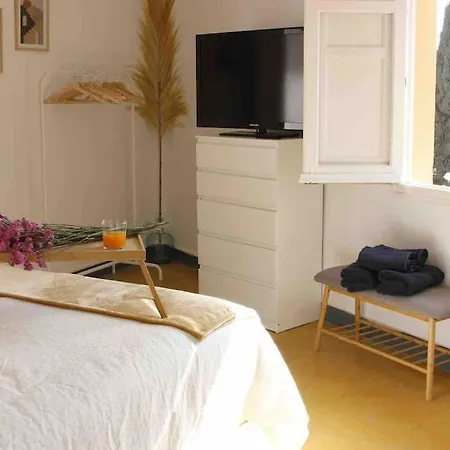 Casa Mujercitas * Μάλαγα